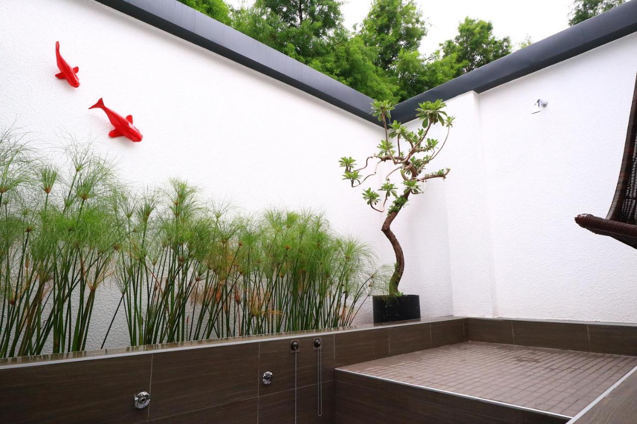 Shu Xin Motel Nantou Extérieur photo